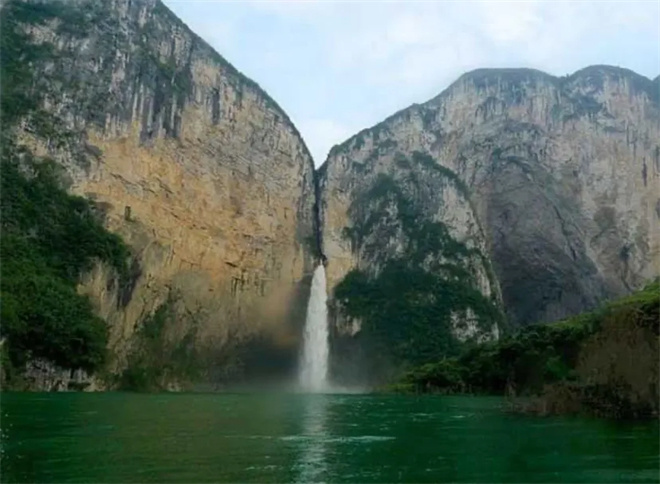 不止哪吒！这些电影中的中国美景，正向全球发出“旅游签证” -23