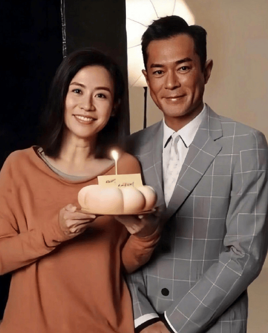 宣萱谈与古天乐绯闻：还传？不是吧！ -1