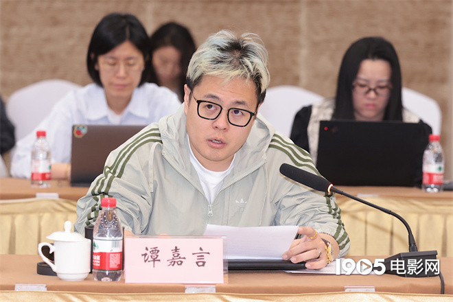 《沙尘暴》在京研讨 高群书赞段奕宏选戏不看番位 -3