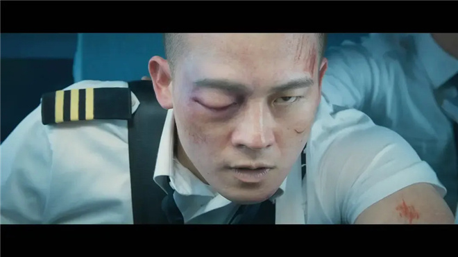 对话欧豪|票房破亿合作刘德华，他不止是银幕硬汉 -7