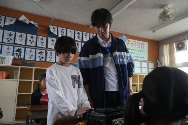 《捏造》发布主题曲预告 绫野刚饰“杀人教师”！ -1