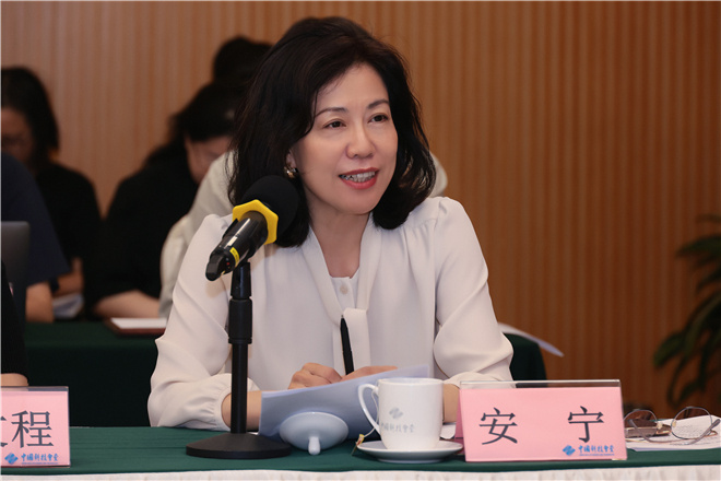 《藏海传》研讨会 制片人透露肖战带病坚持拍摄 -2