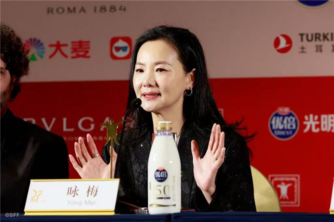 上影节评委见面会举行 黄渤咏梅分享做评委感受 -2