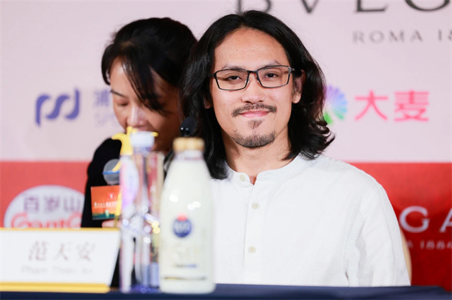 亚新奖评委会：董子健、张子枫谈新人成长