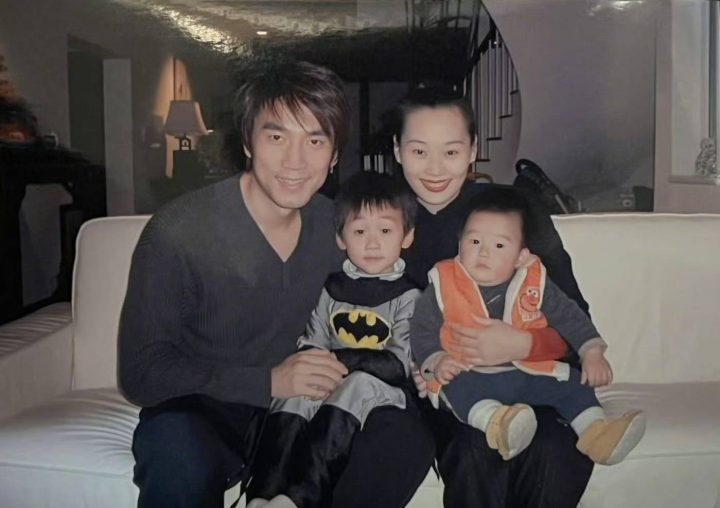 林依轮结婚30年纪念日演唱《想把我唱给你听》记录生活点滴 -1
