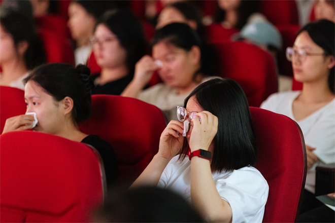 阿娇携《好好说再见》宁波路演 将于香港等地上映 -2