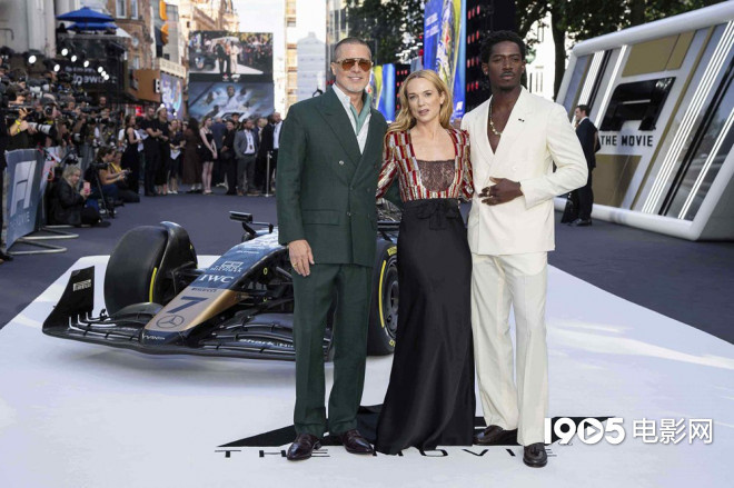 皮特与阿汤哥《F1》首映重聚，黄老板加盟助阵