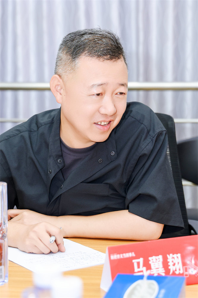 《别把作文当回事儿》研讨会 共话儿童电影新未来 -1