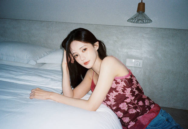 李一桐DIY“奶茶花”笑容甜美 -5