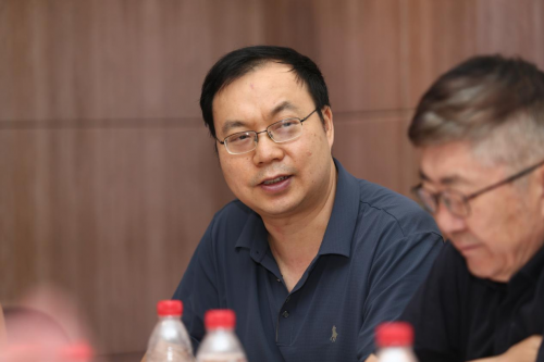 电影《请带我回故乡》专家观摩座谈会在京举办 -5