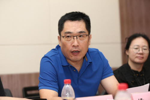 电影《请带我回故乡》专家观摩座谈会在京举办 -9