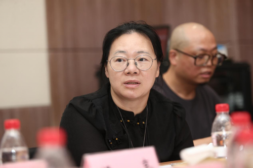 电影《请带我回故乡》专家观摩座谈会在京举办 -10