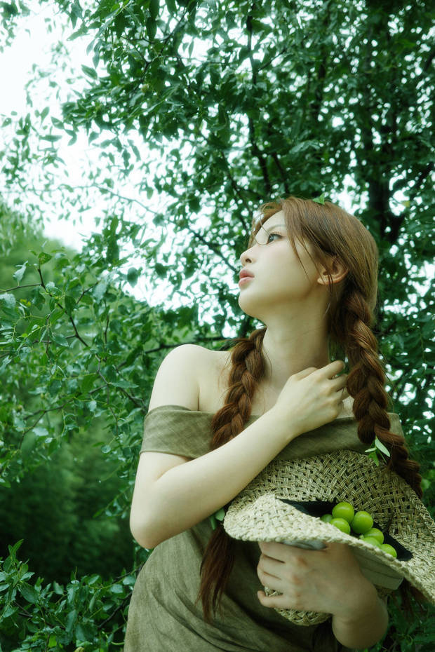 杨超越化身野生森系少女 灵气十足 -3