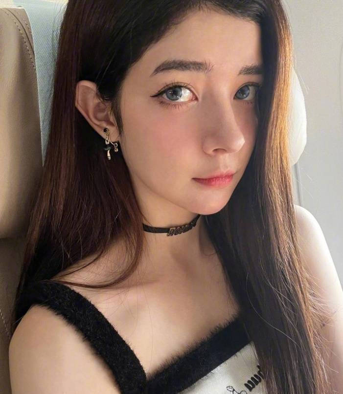 唐禹哲老婆晒全家福秀恩爱 -4