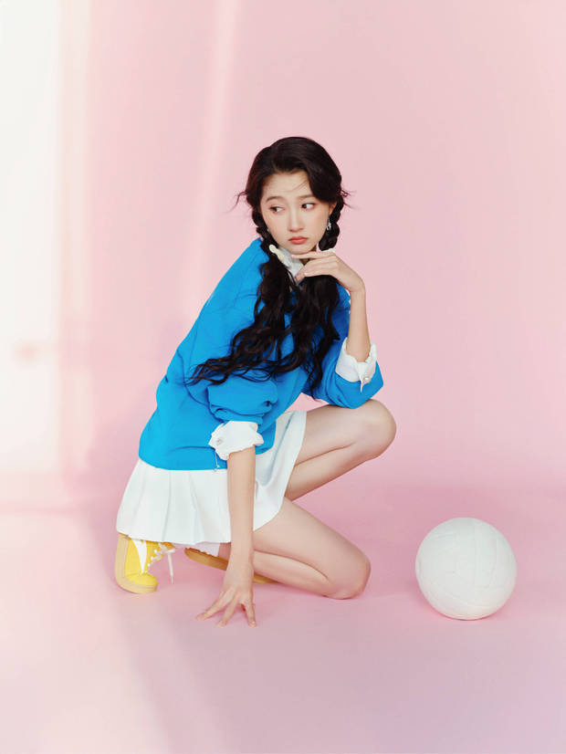 关晓彤化身棒球少女活力十足 -4