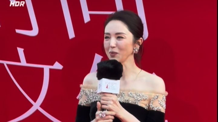 董璇回应与张维伊结婚争议：很感谢大家关心我！ -2