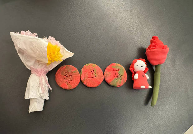 蔡少芬生日幸福满溢！张晋晒全家福甜蜜庆生，夫妻恩爱搞怪乐翻天。 -7