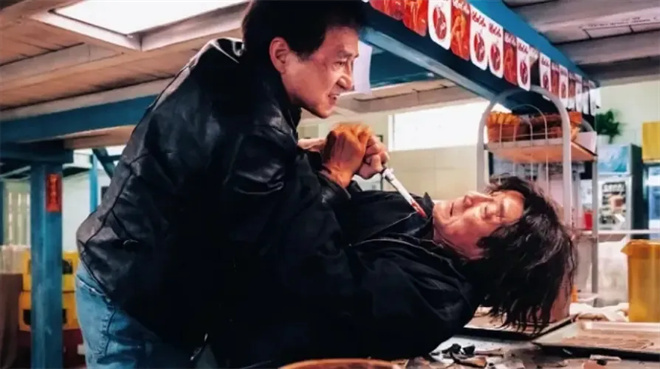 《捕风追影》连续31天票房日冠！动作片又爆了? -1