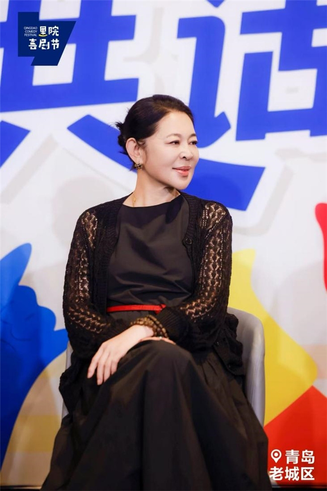 黄渤、陈佩斯、倪萍、宁浩、贾冰出席里院喜剧节论坛——笑谈喜剧百年,共话里院 -4 黄渤、陈佩斯、倪萍、宁浩、贾冰出席里院喜剧节论坛——笑谈喜剧百年,共话里院 -4