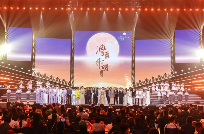 “湾区升明月”2025大湾区电影音乐晚会在中国澳门唱响 -1