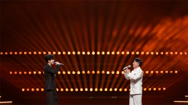 “湾区升明月”2025大湾区电影音乐晚会在中国澳门唱响 -16