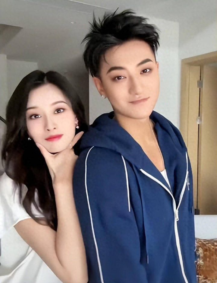 黄子韬计划直播婚礼,徐艺洋称已提前设想机位 -1 黄子韬计划直播婚礼,徐艺洋称已提前设想机位 -1