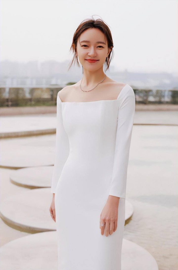 焦俊艳自曝曾遭遇“阴阳剧本”！坦言与片方协商后选择退出剧组 -1