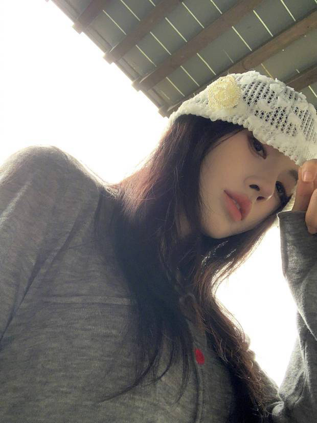 鞠婧祎晒日常随拍清纯温婉 回眸浅笑少女感满满 -11 鞠婧祎晒日常随拍清纯温婉 回眸浅笑少女感满满 -11