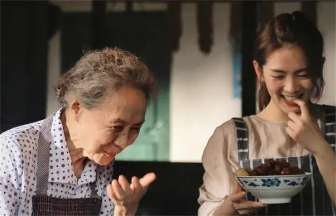 对话·陈昊宇 | 爆款频出+总冠军,她还想演什么? -1 对话·陈昊宇 | 爆款频出+总冠军,她还想演什么? -1