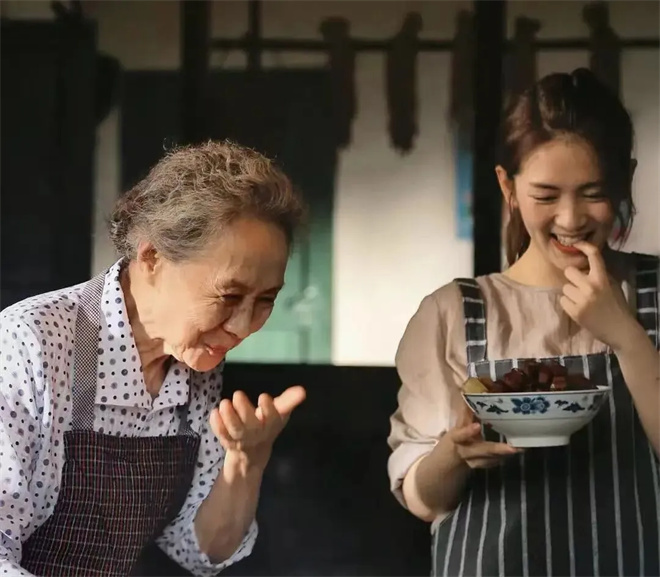 “哪吒”“罗小黑”航天员？这些电影让人垂涎三尺！