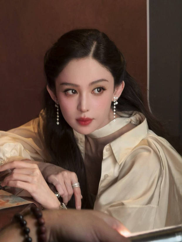 娜扎化身傲娇千金高贵优雅 -4