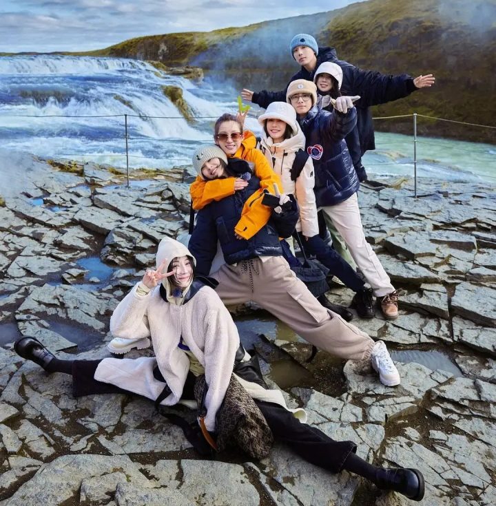 这些戏里戏外真正的女性友谊 从来都不“塑料”! -1 这些戏里戏外真正的女性友谊 从来都不“塑料”! -1