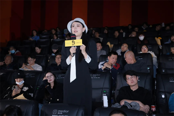 屡获国际大奖,终于等到这部《胡阿姨的花园》! -1 屡获国际大奖,终于等到这部《胡阿姨的花园》! -1