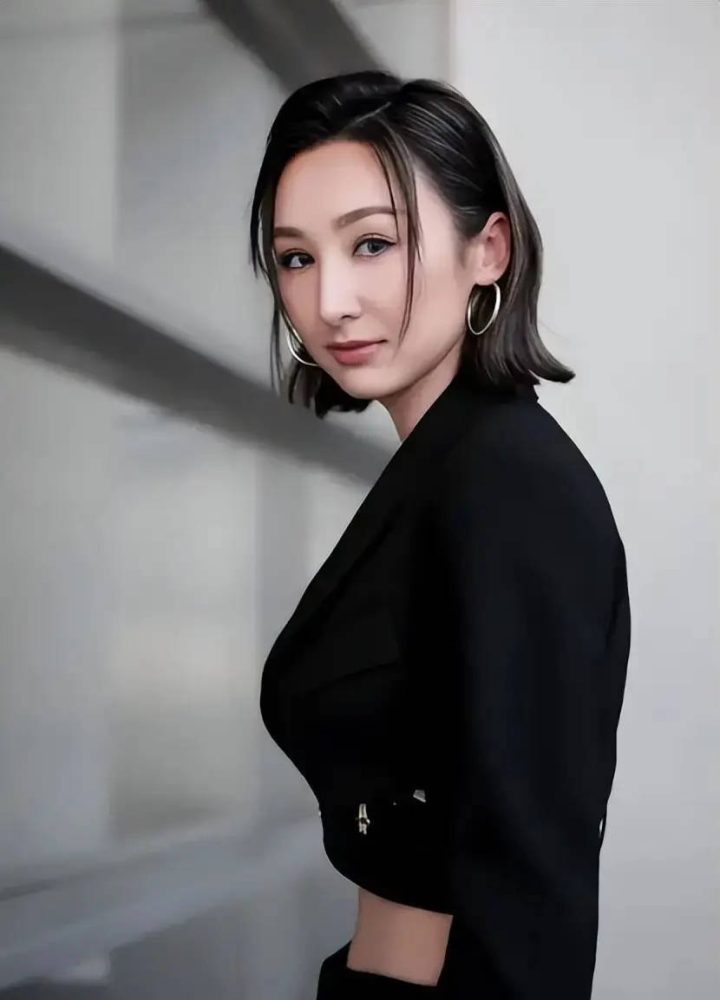 高海宁回应何时结婚 强调感情顺其自然 -1