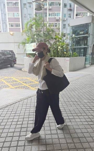 曝许绍雄病危入院 多位圈内好友现身医院 -5 曝许绍雄病危入院 多位圈内好友现身医院 -5