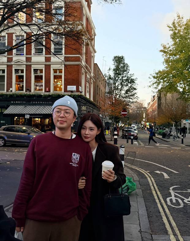 沈梦辰卡点为杜海涛庆生 两人合照比心超有爱 -2