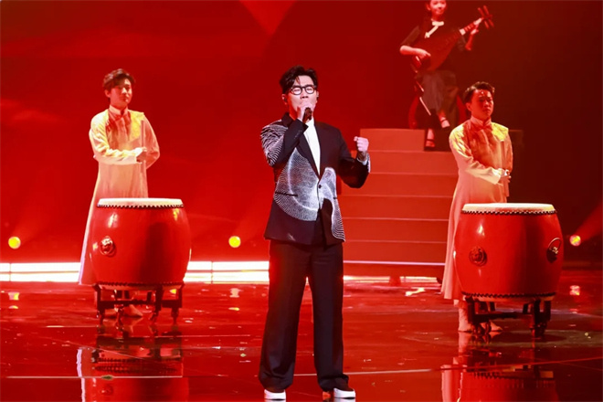 金鸡启鸣 鹭岛生辉:2025年中国金鸡百花电影节开幕 -8 金鸡启鸣 鹭岛生辉:2025年中国金鸡百花电影节开幕 -8