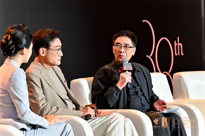 梁家辉现场落泪 关锦鹏追忆《胭脂扣》梅艳芳往事 -3