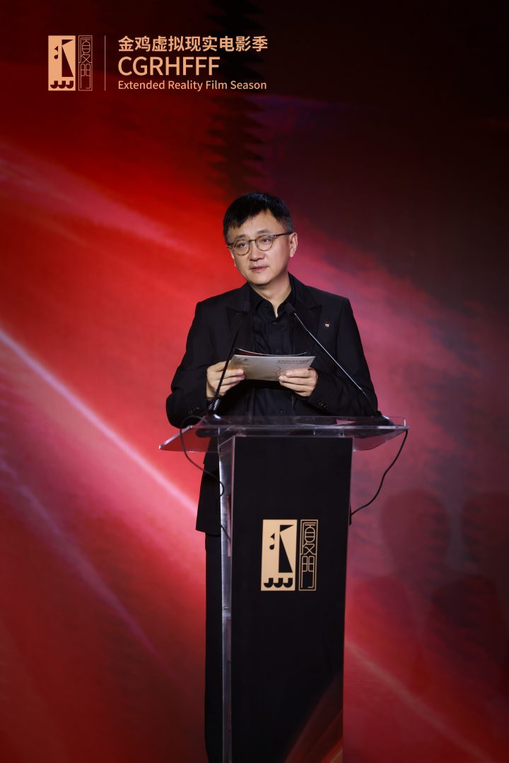 黄明昊分享虚拟现实电影观感 《快乐星球》发布 -2