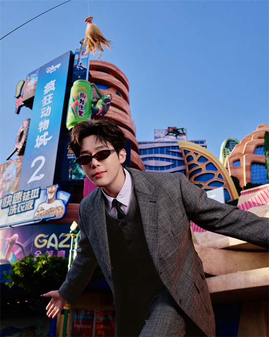 《疯狂动物城2》中国首映 费翔王安宇谈配音体验 -4