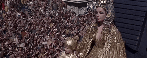 金字塔下，哪些电影浮现心头？