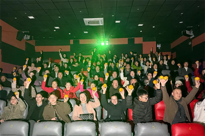 滚烫热血书写时代——昭阳区融媒体中心记者虎伶俐专访《白桔》作者沈力 -8