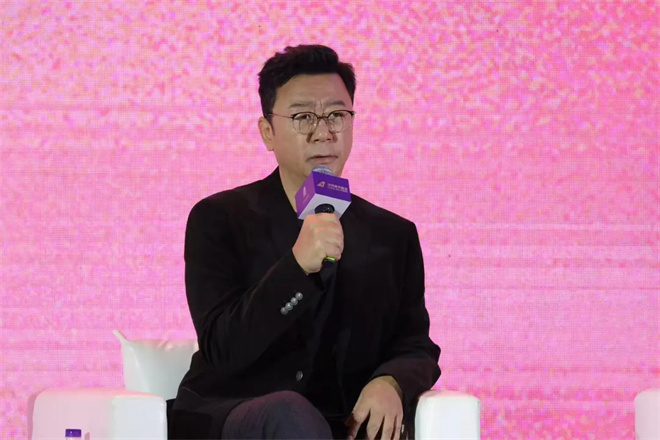 海南岛电影节开幕 陈宝国郭涛梅婷李乃文汇聚三亚 -4