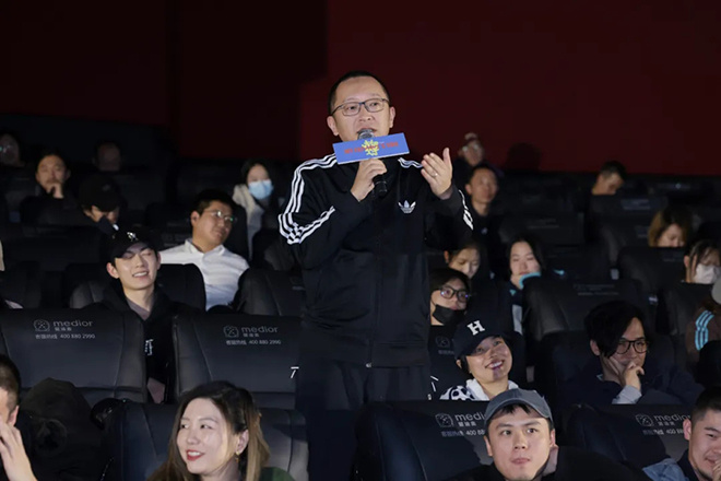 斩获大奖，这部国内AI科幻电影首作终于来了！ -6