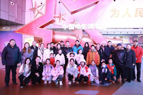 《爱你》迅雷BT资源【HD1280P/3.9G-MP4】国语中字超清晰版网盘