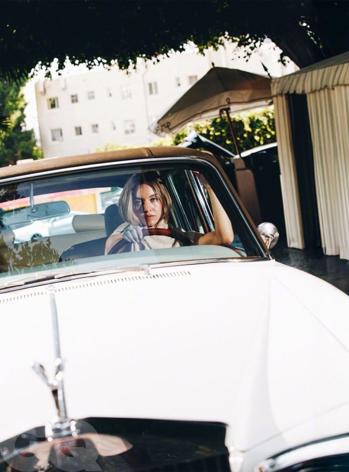 《GQ》年度人物特刊：西德尼·斯维尼回应争议牛仔裤广告