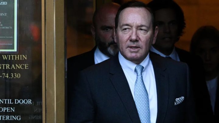 奥斯卡影帝凯文·史派西“无家可归”，常住酒店