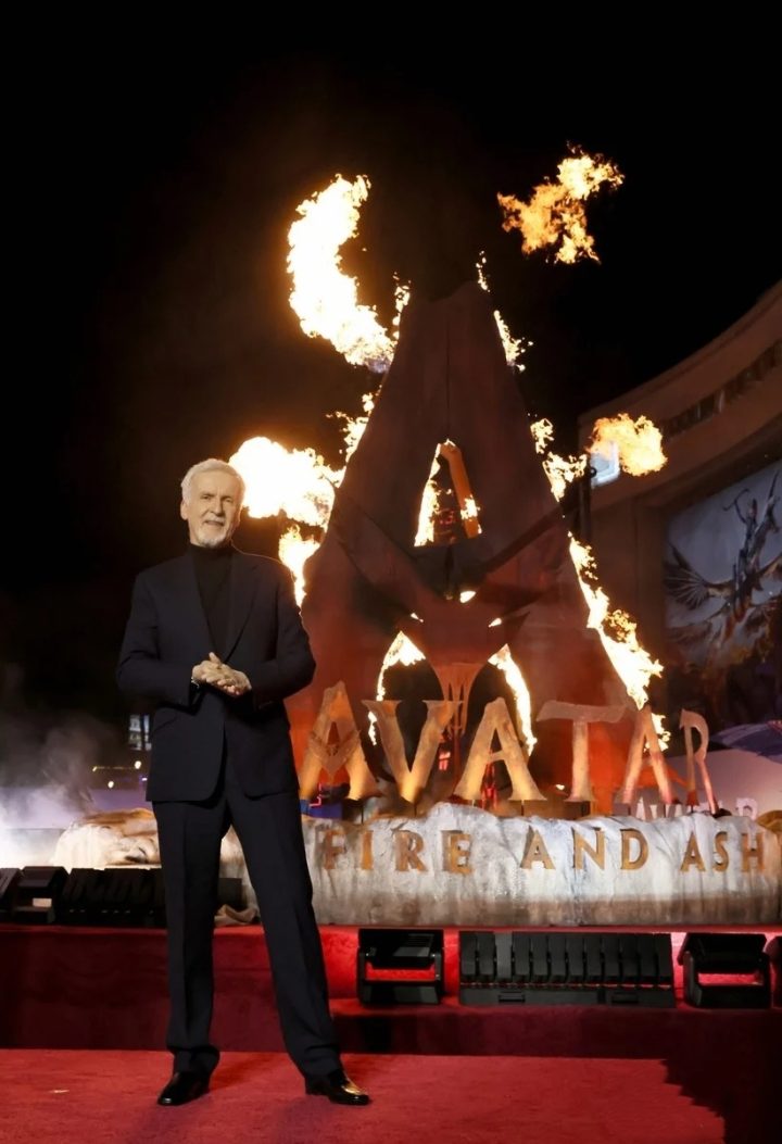《阿凡达3:火与烬》迎世界首映礼，首波影评出炉，口碑两极分化，中国首映礼确认取消 -1