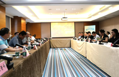 电影《好好说再见》专家观摩研讨会在京举行