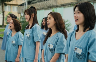 《阳光女子合唱团》主题曲 MV演绎不原谅母女情